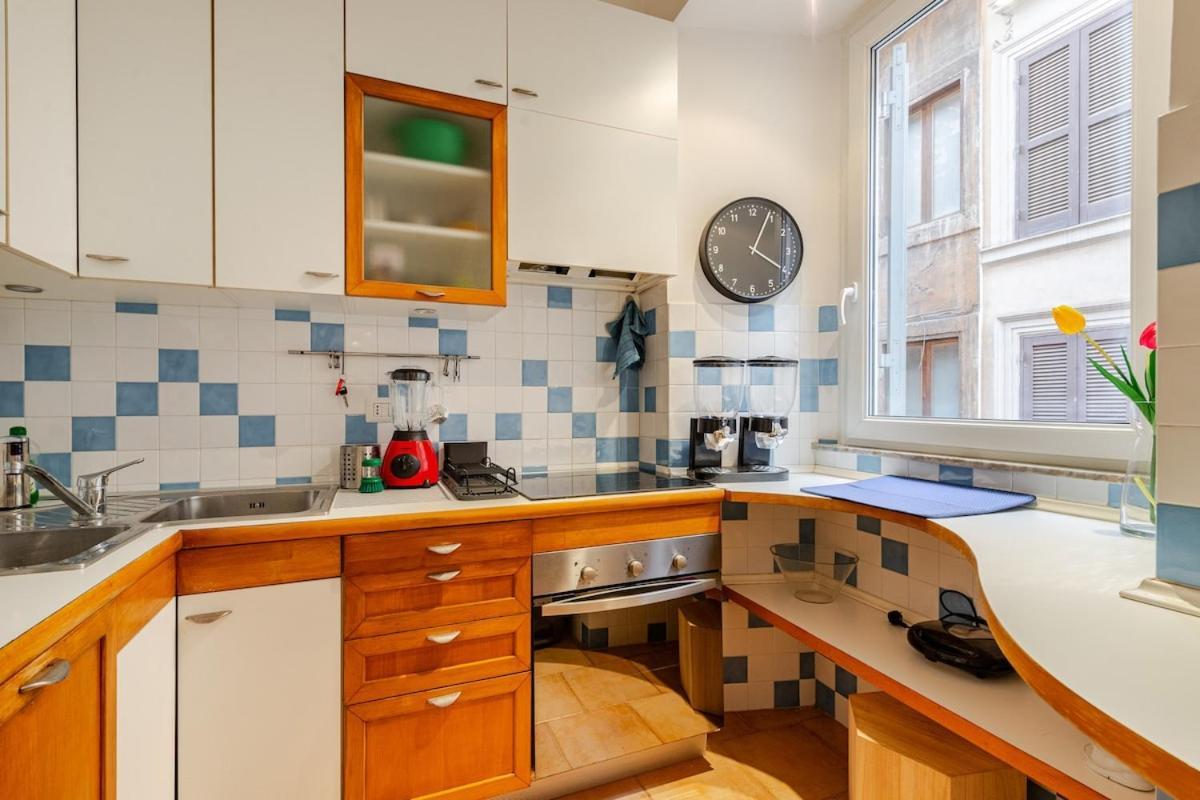 Apartment Trevi Fountain La Dolce Rom