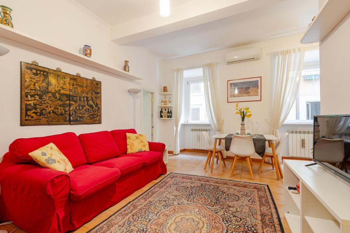 Trevi Fountain La Dolce Apartment